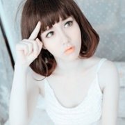 qqռ⾳Ůͷزֻǂƽ_www.fzl9.com