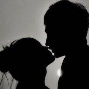 2012KISSͷͼƬů Ҹ һʣʲô_www.fzl9.com