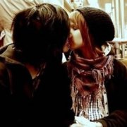 2012KISSͷͼƬů Ҹ һʣʲô_www.fzl9.com