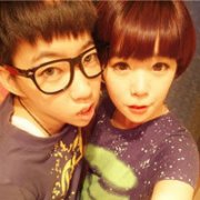 2012KISSͷͼƬů Ҹ һʣʲô_www.fzl9.com