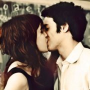 2012KISSͷͼƬů Ҹ һʣʲô_www.fzl9.com