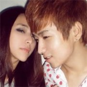 2012KISSͷͼƬů Ҹ һʣʲô_www.fzl9.com