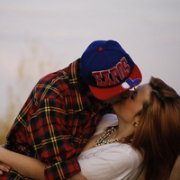 KISSͷͼƬӵԶ_www.fzl9.com