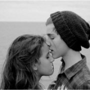 KISSͷͼƬӵԶ_www.fzl9.com